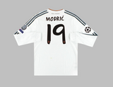 Modric 19 x Real Madrid 2013/14 Classic Home Retro Full Hand