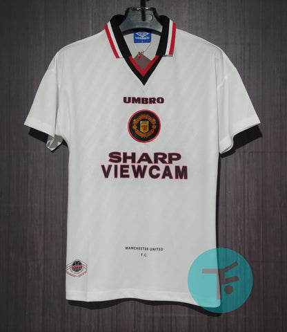 Manchester United 1996-97 Classic Away Retro